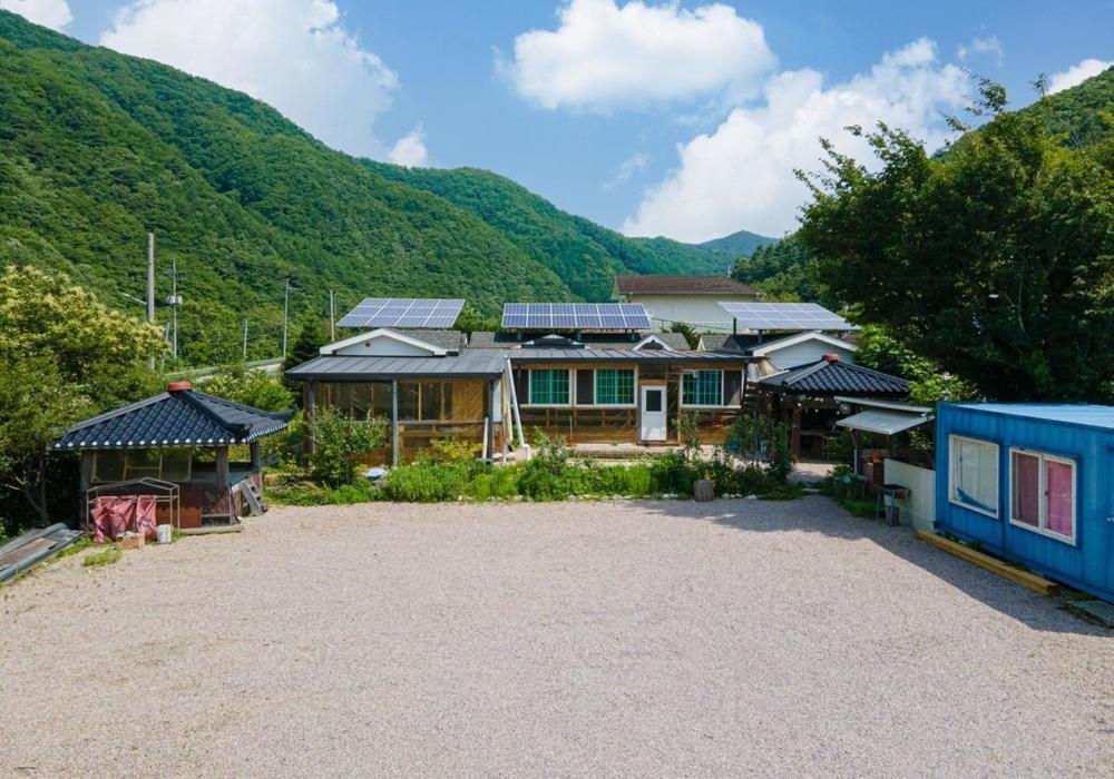 Nolbu And Heungbu Pension Inje Exterior photo