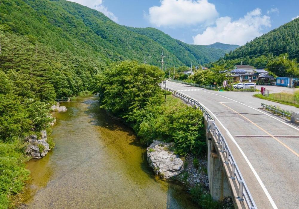 Nolbu And Heungbu Pension Inje Exterior photo